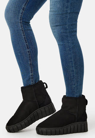 Alexa Boots