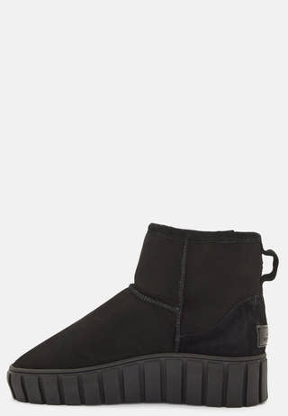 Alexa Boots