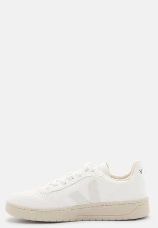 V-10 Sneaker