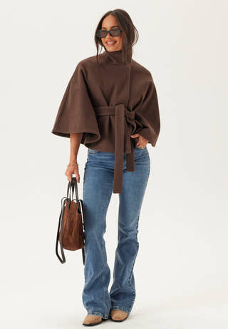 Vmbabetterosa Short Cape