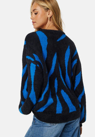 Juli Jaquard L/S Knit Top