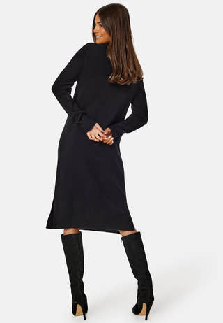 Viril Crew Neck Midi Dress