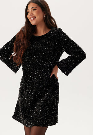Viaria L/S O-NECK OPEN BACK DRESS
