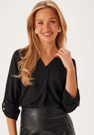 Vijosa 3/4 V-NECK TOP