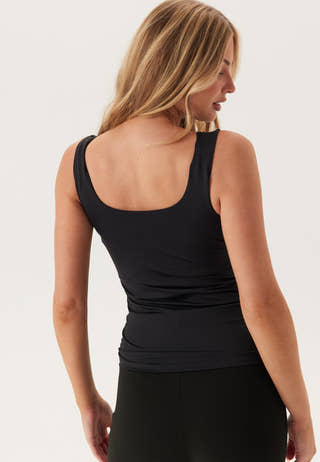 Vikenza U-neck S/L TANK TOP RE