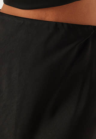 Vilea Ankle Skirt