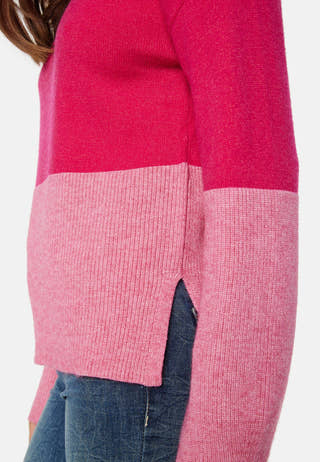 Ril Blocking Roll-NK L/S Knit Top
