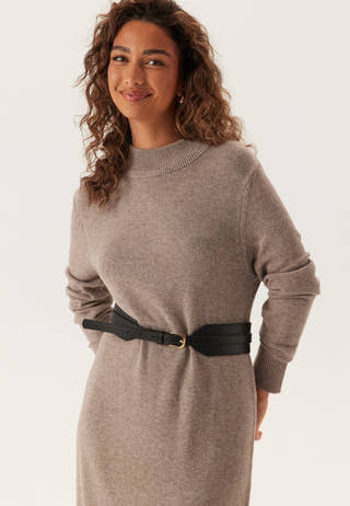 Viril Crew Neck Midi Dress