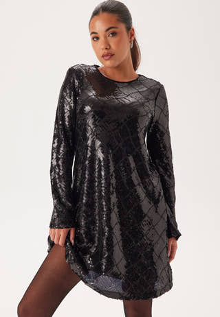 Yaschekka Ls Dress