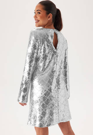 Yaschekka Ls Dress