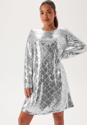 Yaschekka Ls Dress